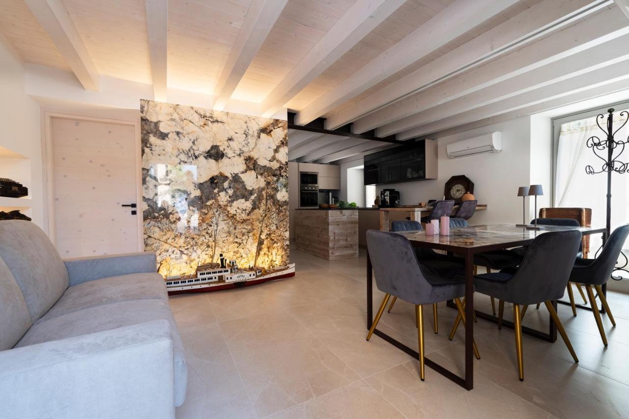 Absentia 1763 Garda Boutique Home - Lake Front Brenzone sul Garda Exterior photo